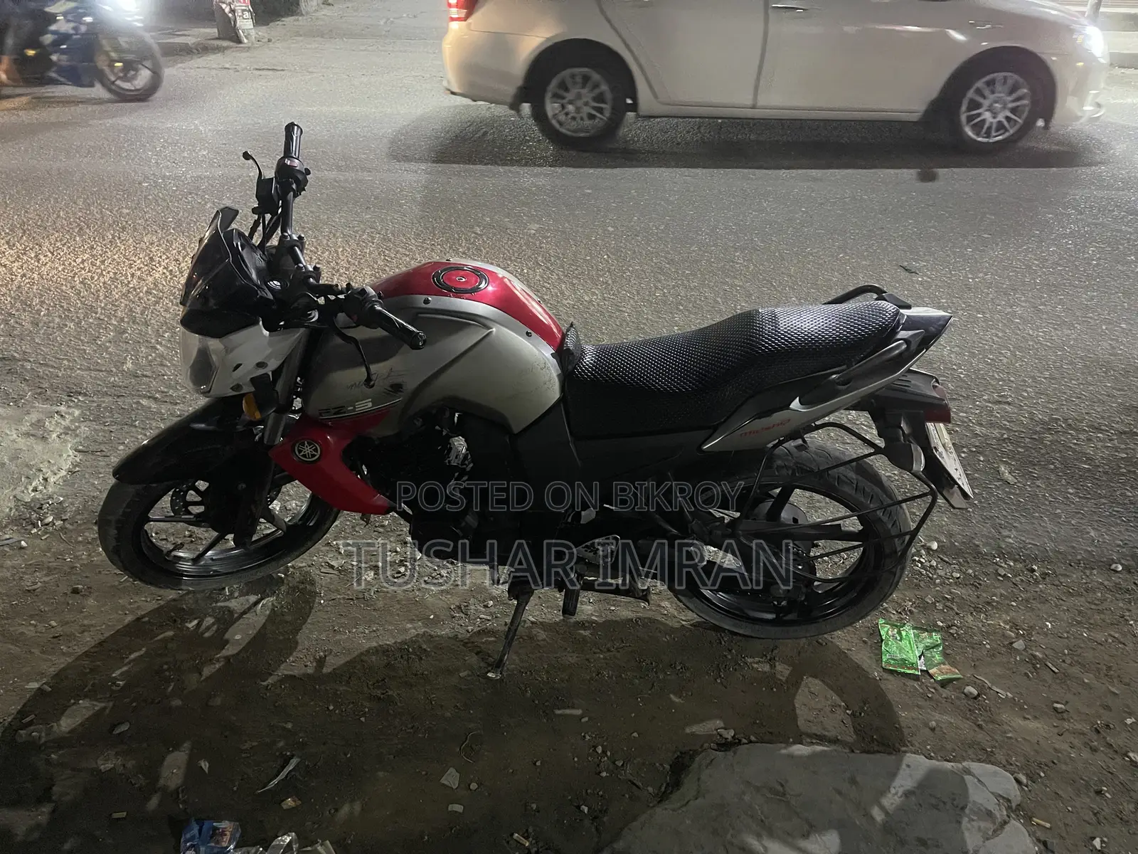 ইয়ামাহা এফজেড ২০১৬ সিলভার