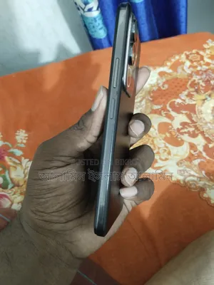 Vivo Y29 128 GB