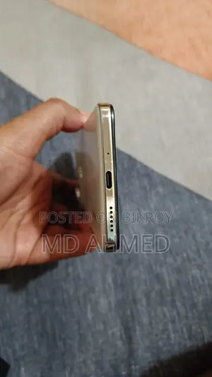 Vivo Y29 ১২৮ জিবি হোয়াইট