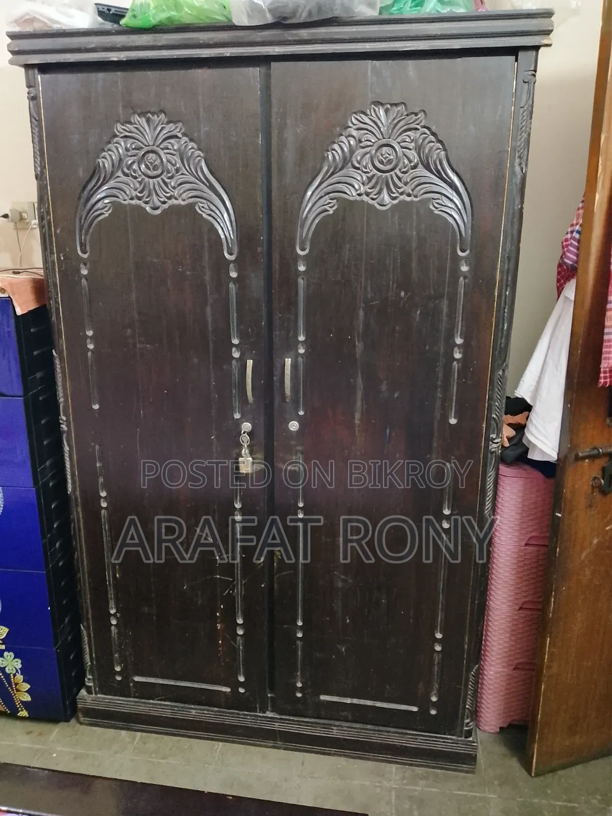 Wooden Almirah