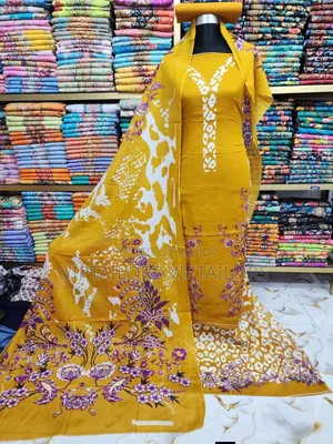 চমৎকার ডিজাইনের থ্রি-পিস অসাধারণ কালার উন্নতমানের