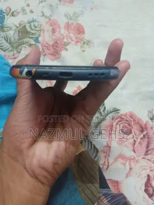 ওয়ানপ্লাস নর্ড এন২০০ ৫জি ৬৪ জিবি কালো