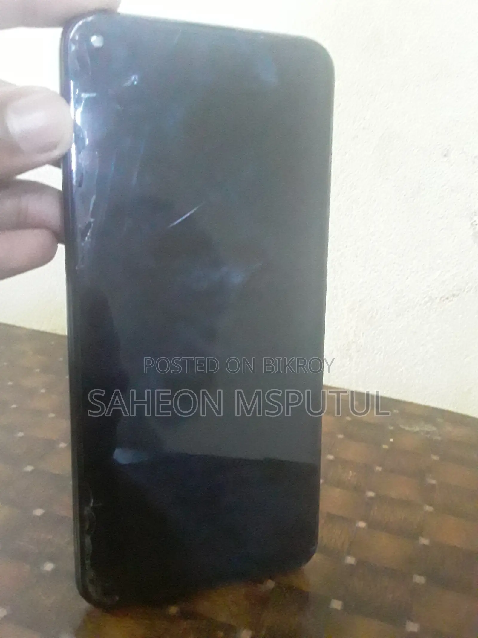 ভিভো ভি৩০ লাইট ২৫৬ জিবি কালো