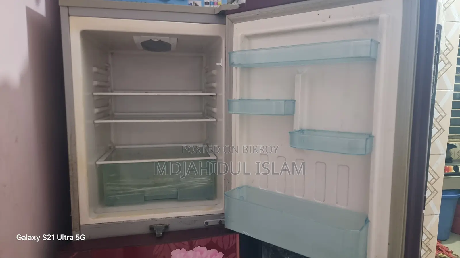 ওয়েস্টার্ন ফ্রিজ ডাবল ডোর (স্টপভোল্টেজসহ ট্রলি)