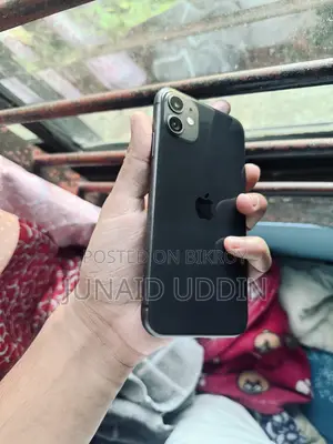 Apple iPhone 11 64 GB Black