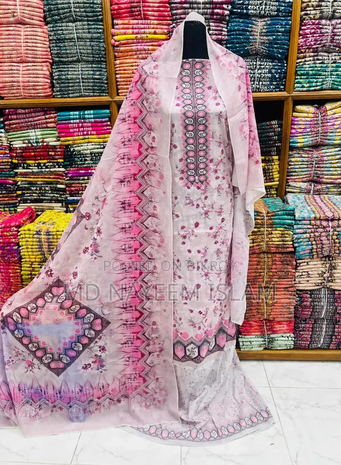 যারা থ্রি পিচ কিনবেন তারা ইনবক্স করুন