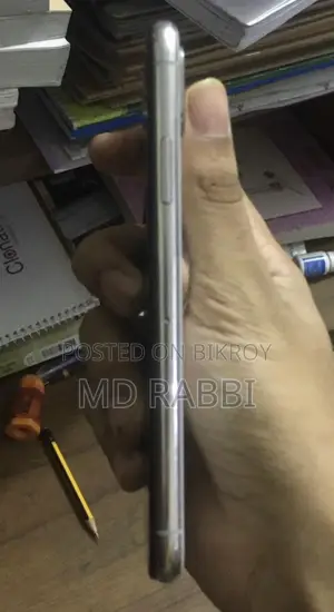 অ্যাপল আইফোন এক্স ২৫৬ জিবি সাদা