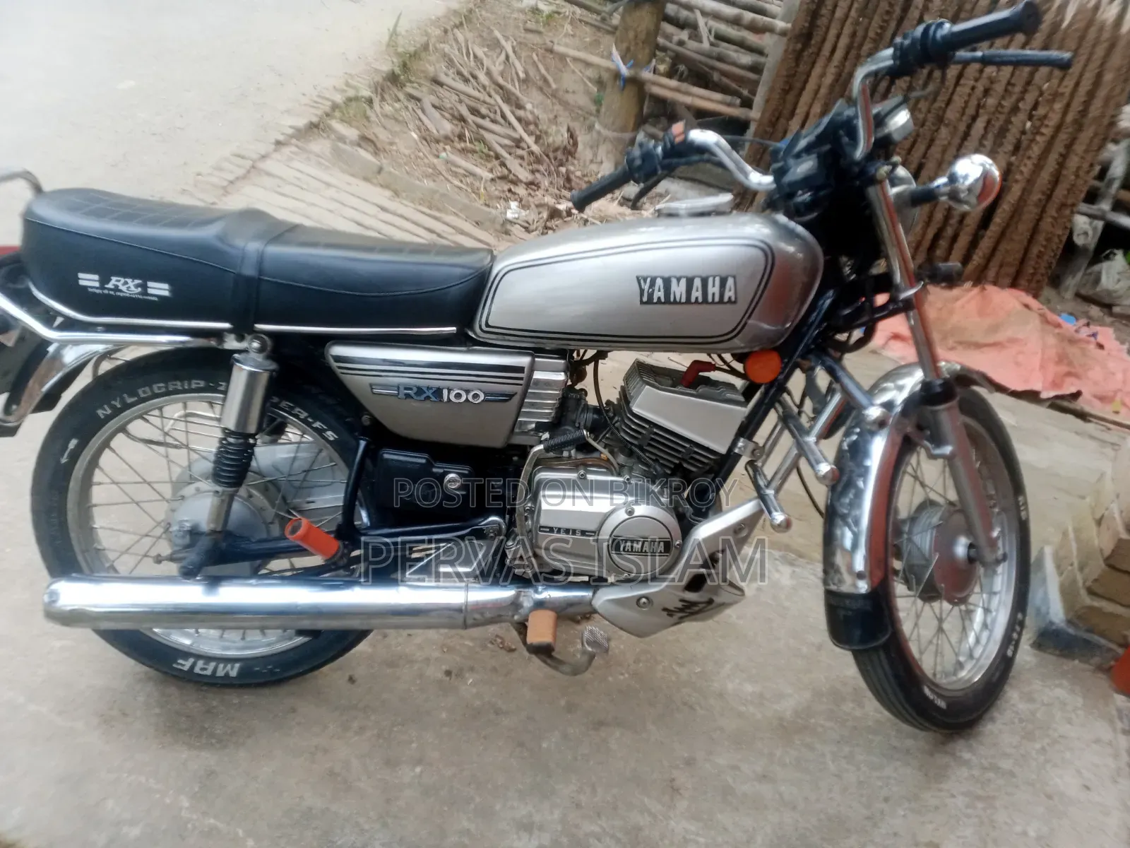 Yamaha 1999