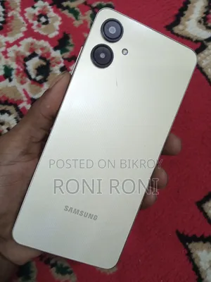 Samsung Galaxy A06 128 GB
