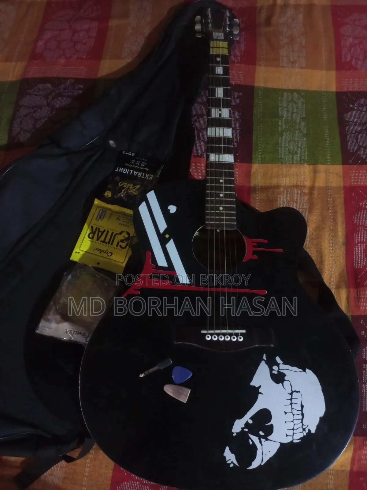 Signature Gogos guitar for sale