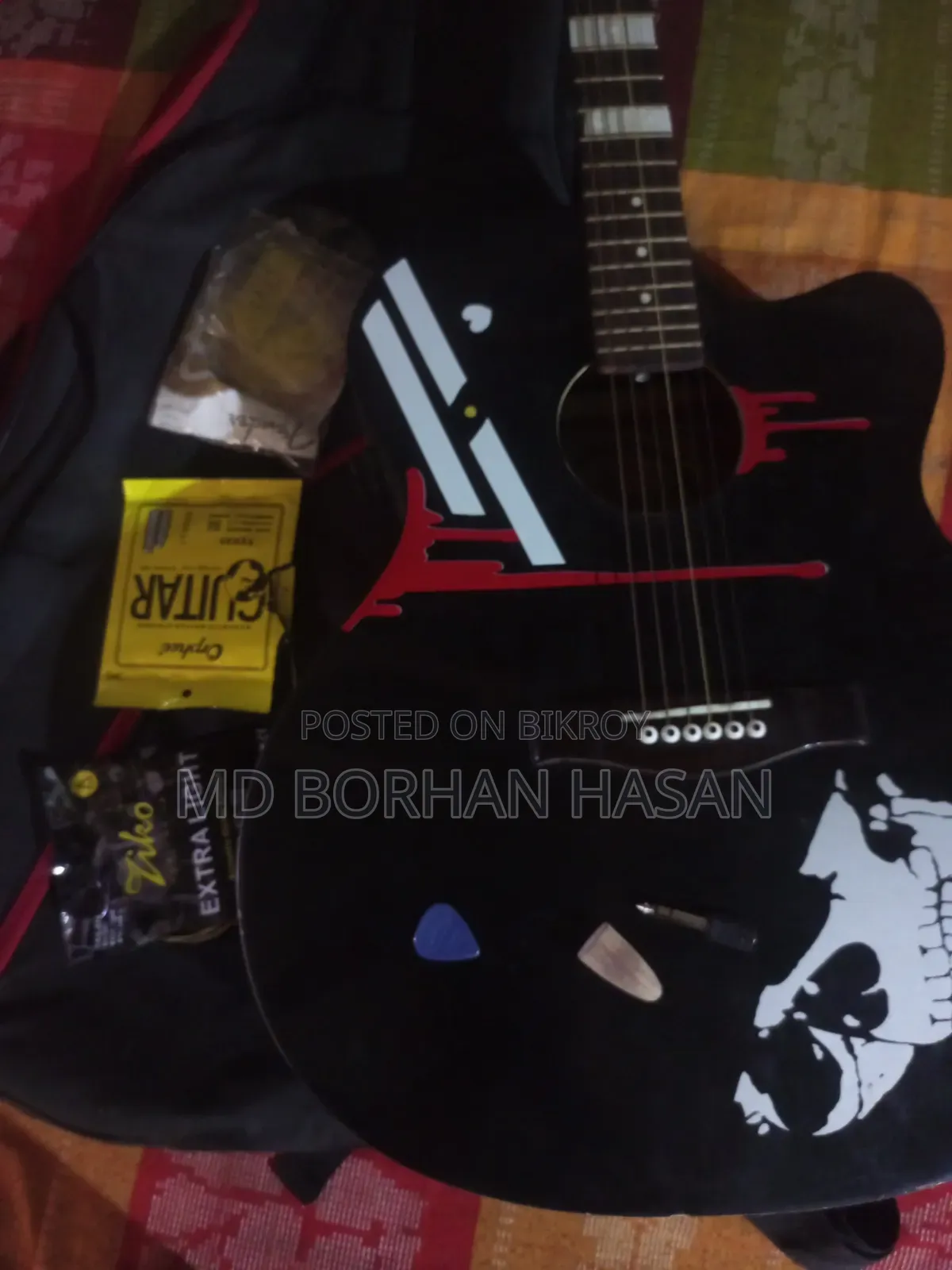 Signature Gogos guitar for sale