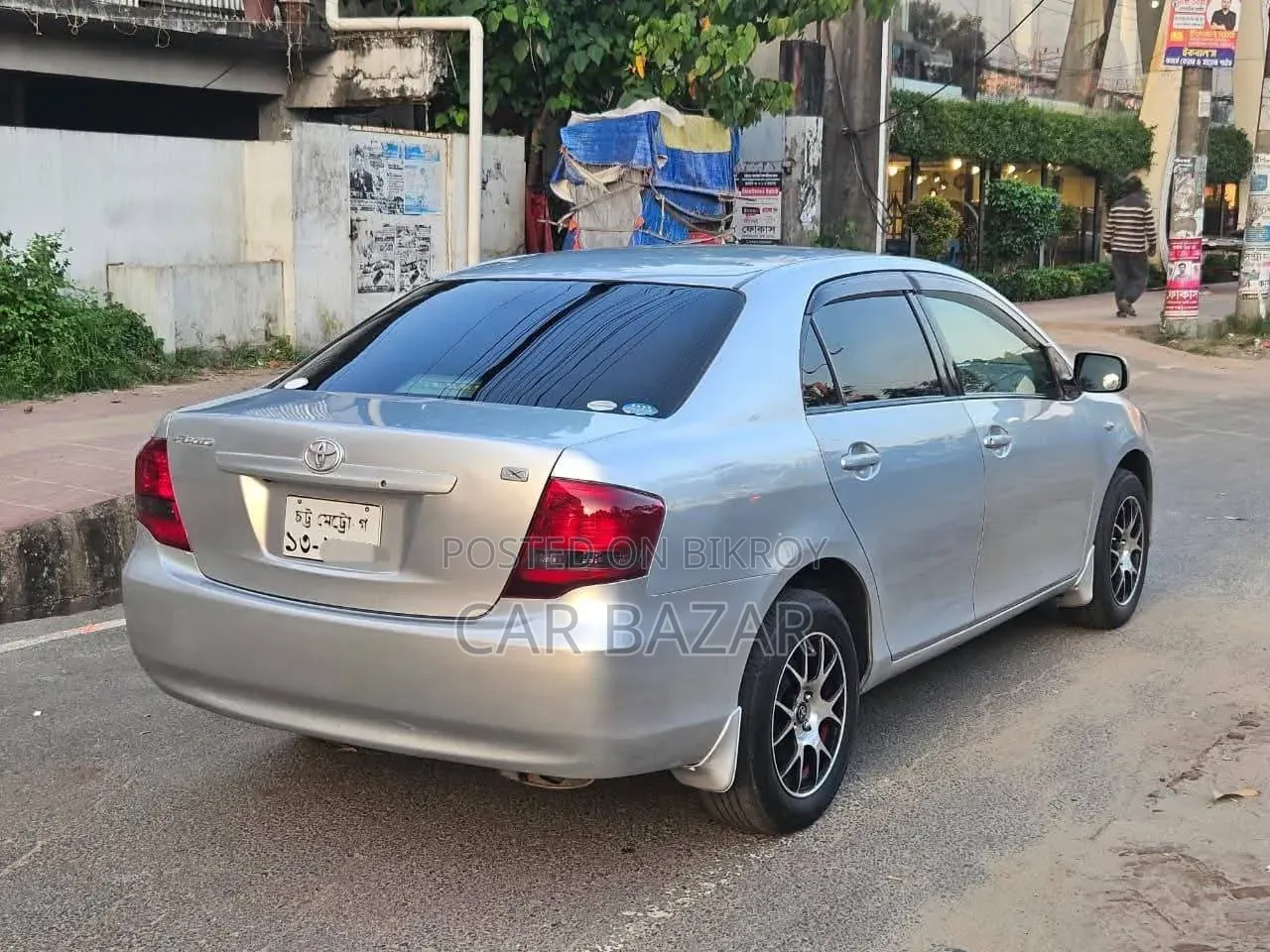 Toyota Axio 1.5 X Two-Wheel Drive 2010 Silver