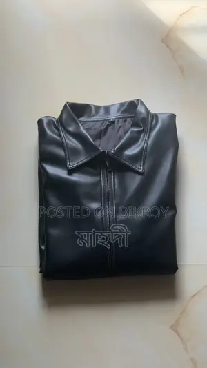 লেদার জ্যাকেট