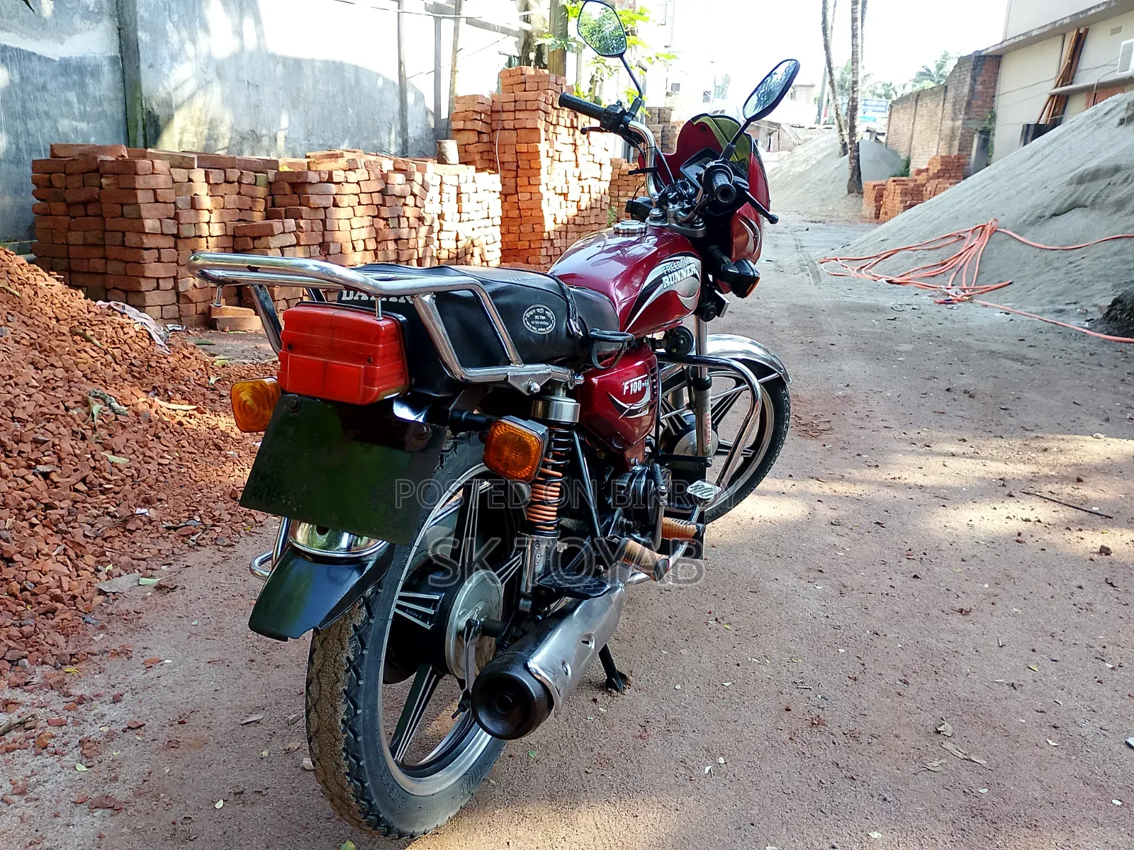 Runner F100 - 6A 2019 Red