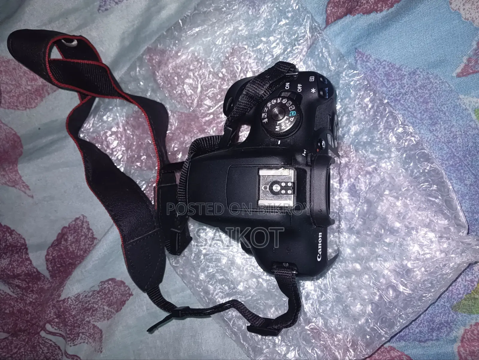 Canon EOS 2000D DSLR Camera With 18-55mm IS II Lens (Full Box)