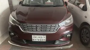Suzuki Ertiga 2019 Red
