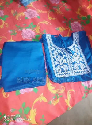 নীল রঙের এমব্রয়ডারি টপস + পায়জামা সেট - ১ বার পরা, একদম নতুনের মতো