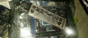 2xH61m মাদারবোর্ড 8GB Ddr3 র‍্যাম AMD Hd6670 Nvidia Gt1030 I5 2400s