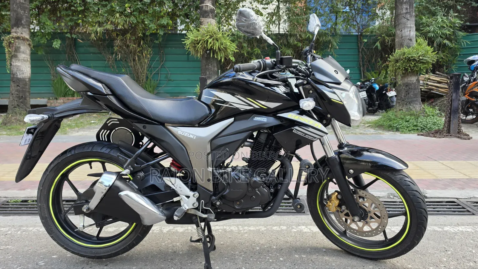 New Suzuki Gixxer 2026 Black