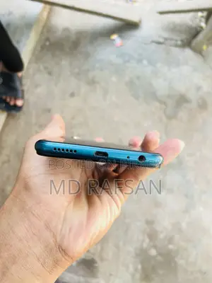 Vivo Y17 128 GB Blue