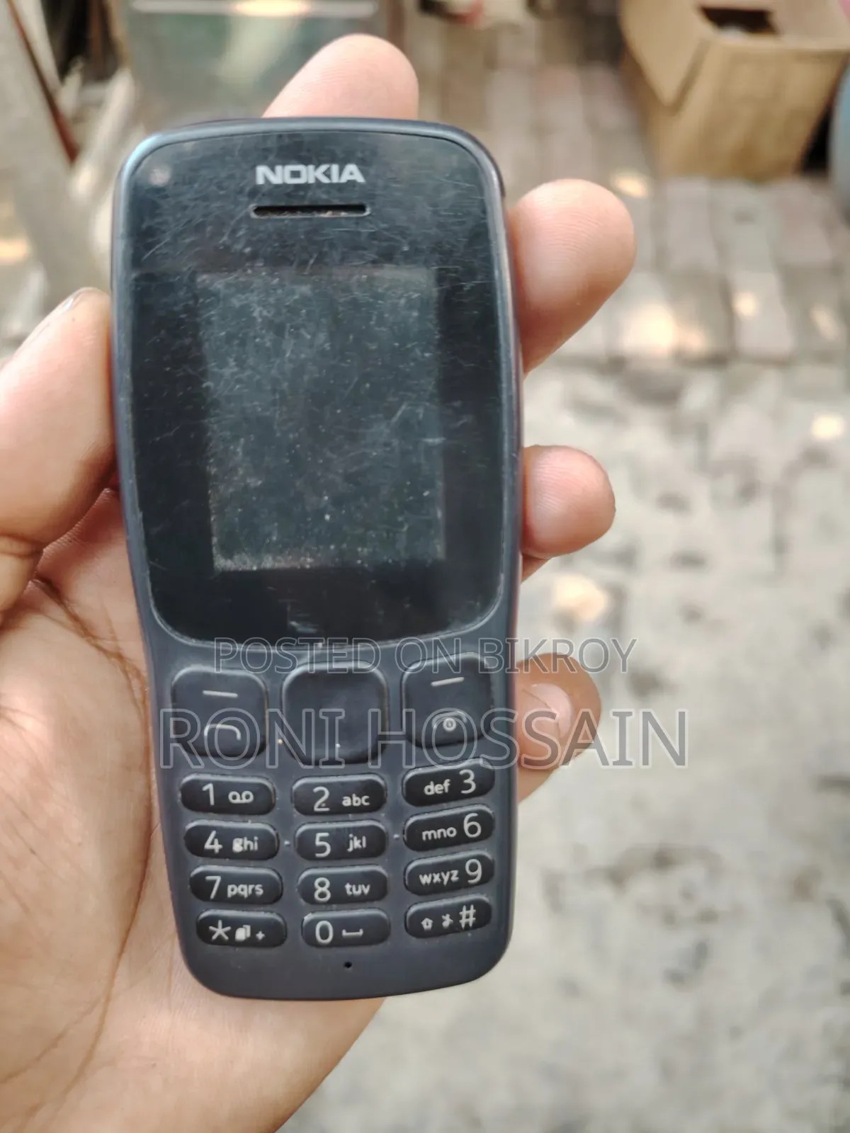 নোকিয়া ১০৬ কালো