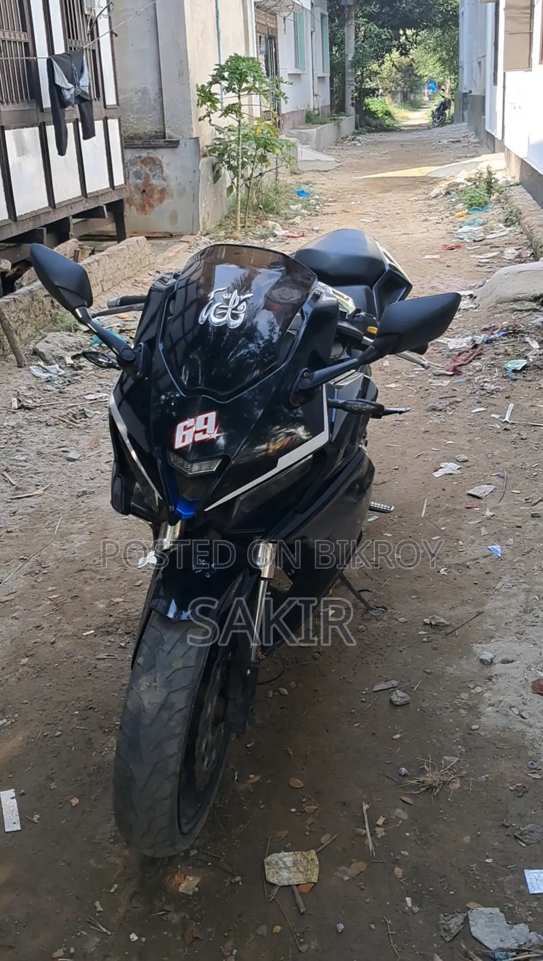 ট্যারো জিপি ২ ২০১৯ কালো