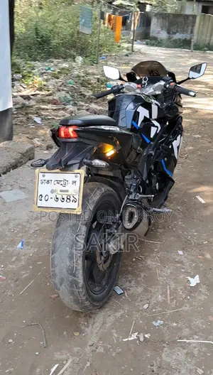 ট্যারো জিপি ২ ২০১৯ কালো