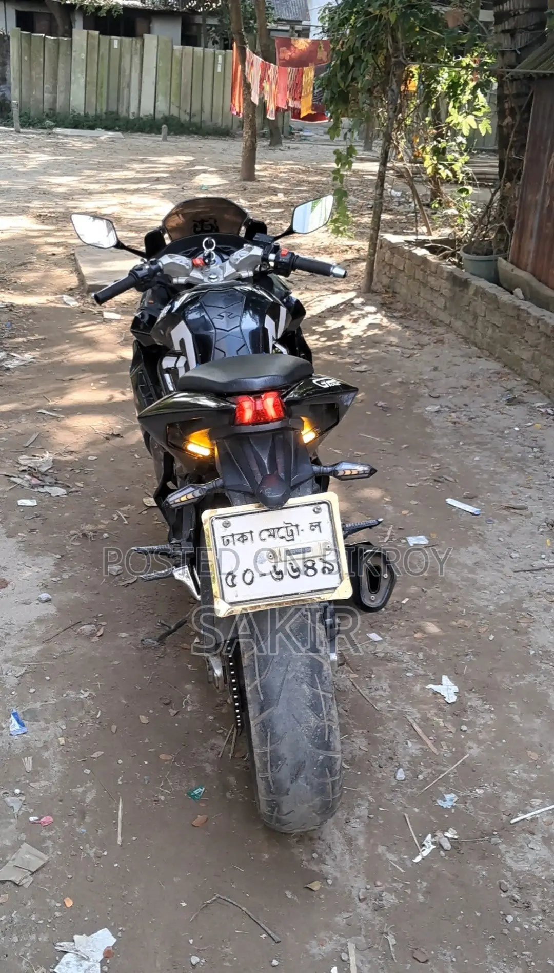 ট্যারো জিপি ২ ২০১৯ কালো