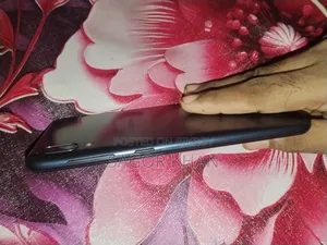 Samsung Galaxy M10 16 GB Black