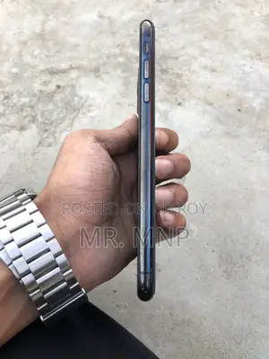অ্যাপল আইফোন ১১ প্রো ম্যাক্স ২৫৬ জিবি ব্ল্যাক