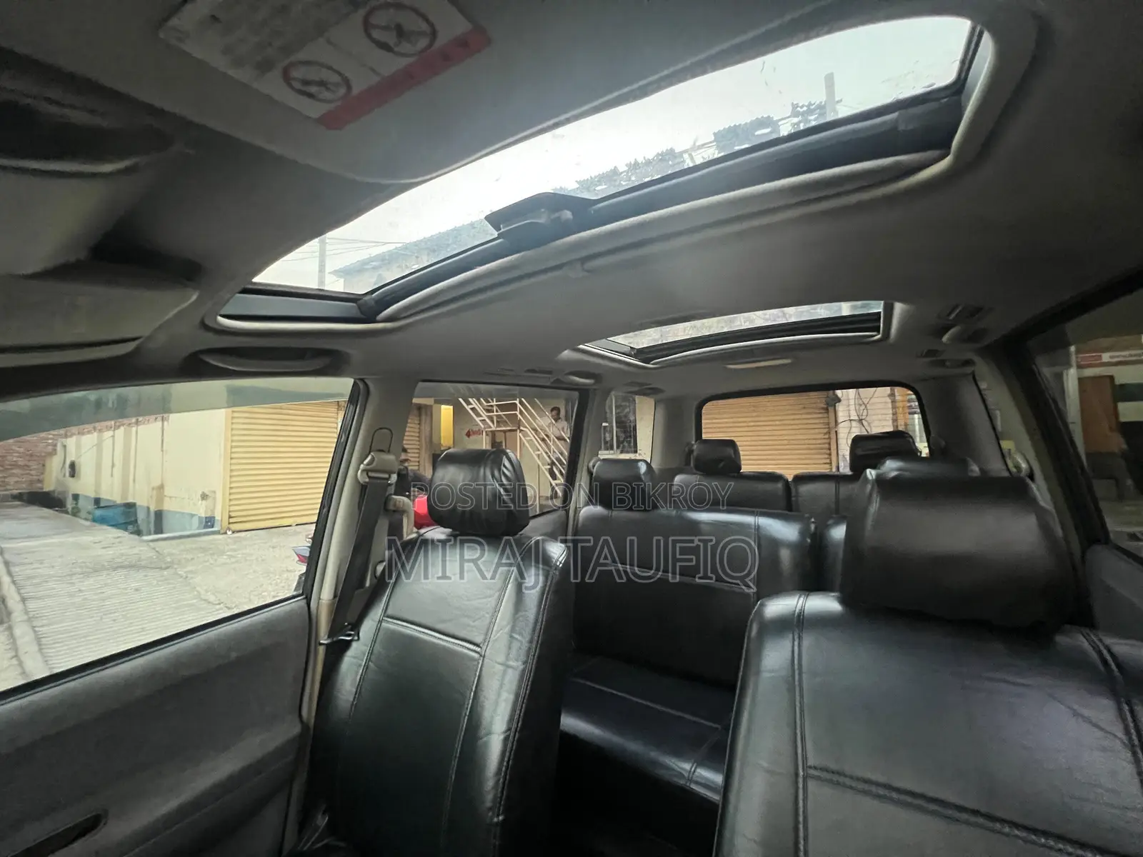 Toyota Noah 2002 Black