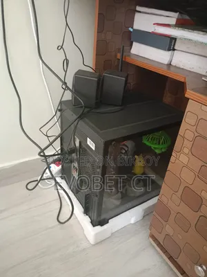 Desktop Computer Microsoft 8GB Intel Core i5 HDD+SSD 500GB