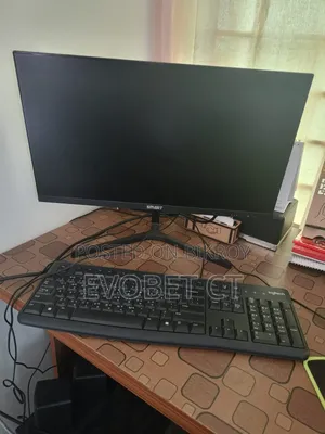 Desktop Computer Microsoft 8GB Intel Core i5 HDD+SSD 500GB