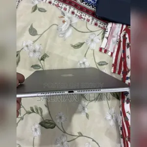 অ্যাপল আইপ্যাড এয়ার (২০২২) ২৫৬ জিবি গ্রে