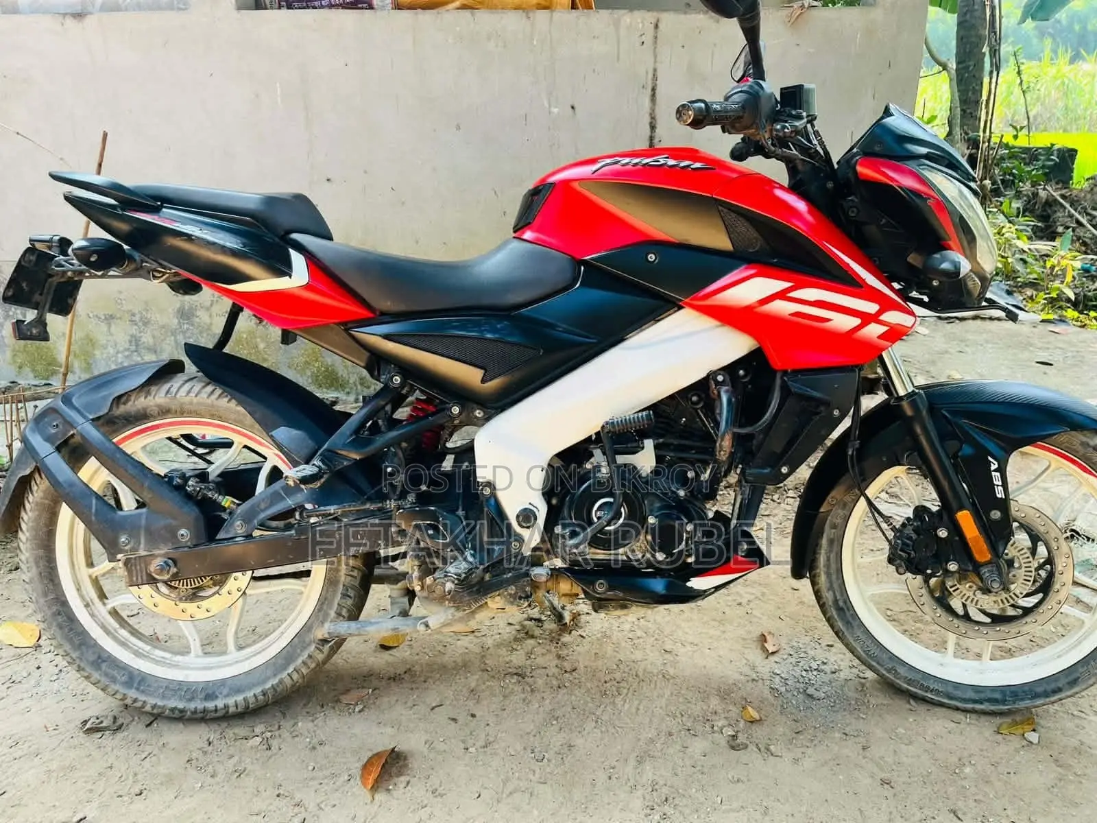 Bajaj Pulsar NS 160 2021 Red