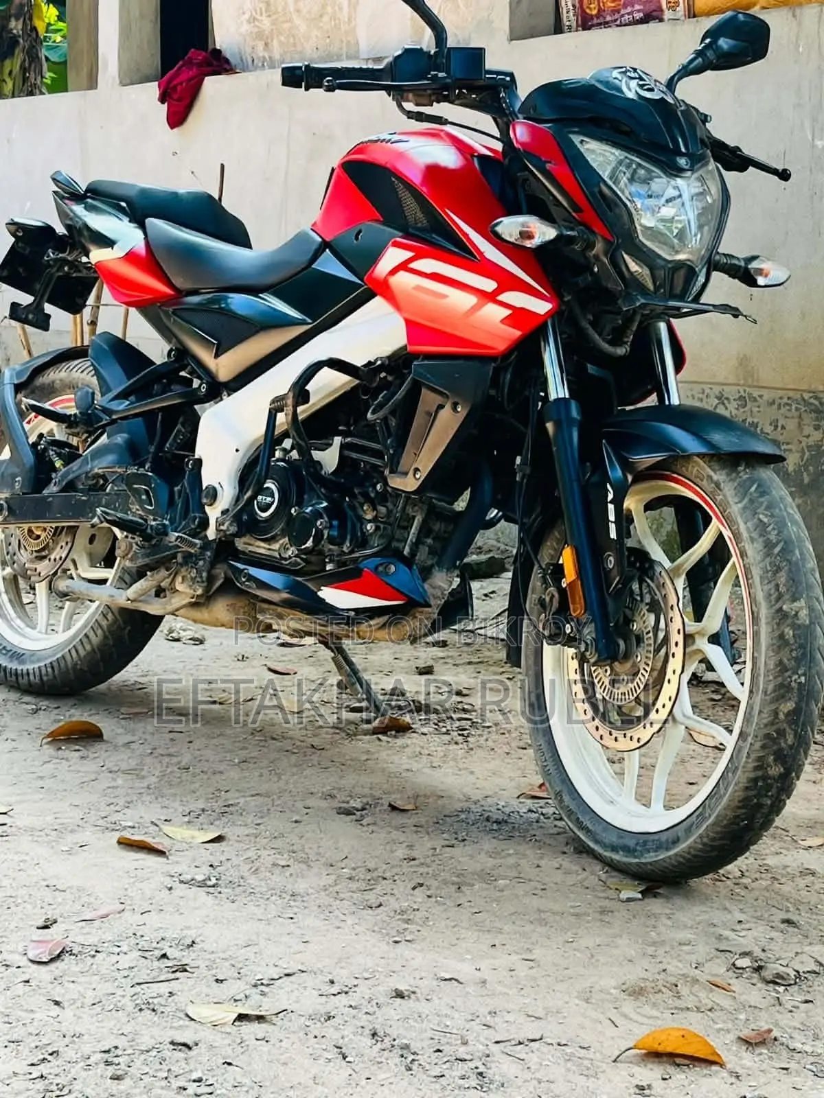 Bajaj Pulsar NS 160 2021 Red