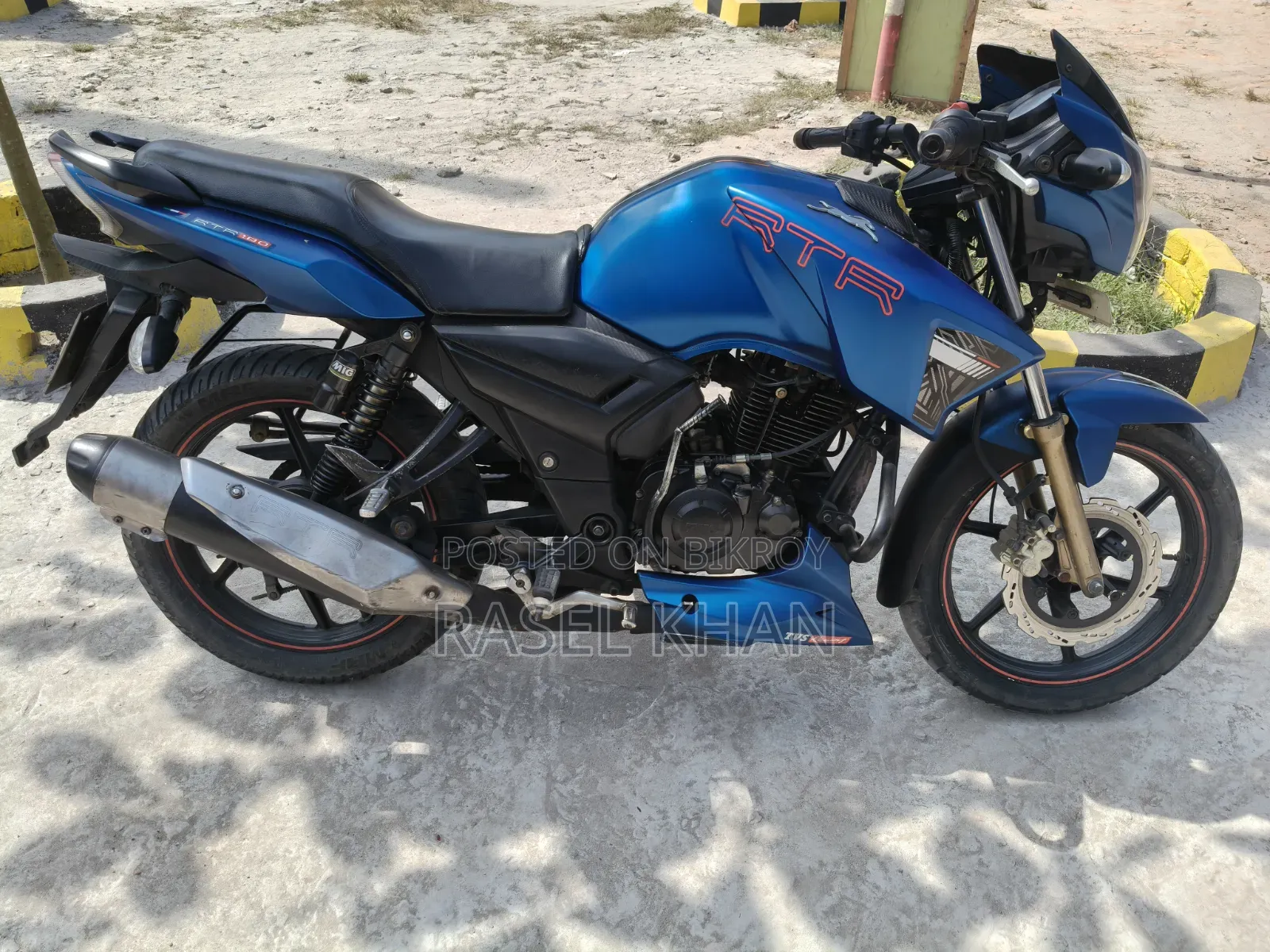 টিভিএস আপাচে আরটিআর ১৬০ টুভি ২০২১ নীল