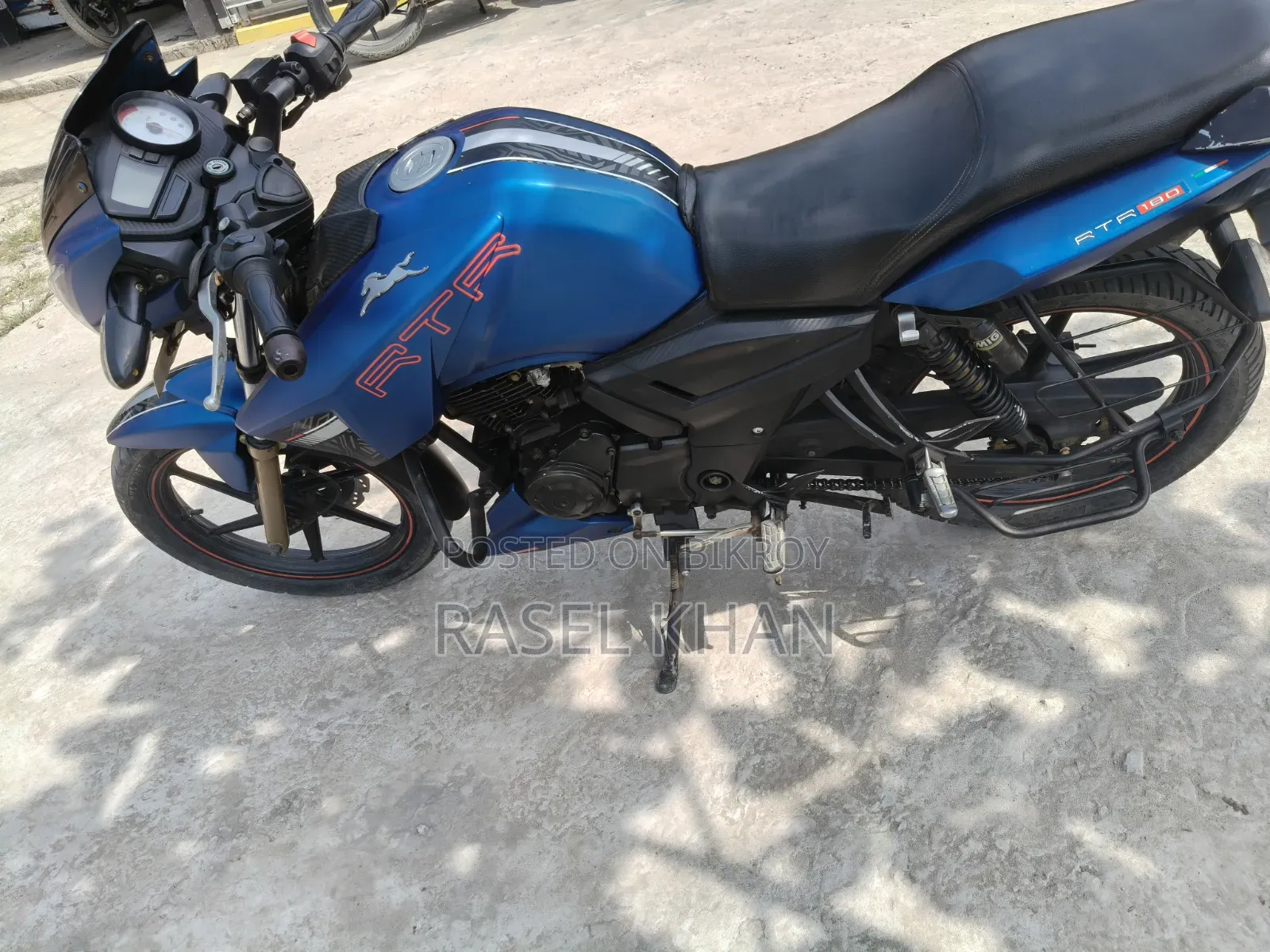 টিভিএস আপাচে আরটিআর ১৬০ টুভি ২০২১ নীল