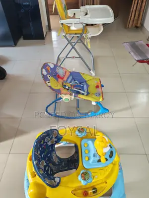 বেবি ওয়াকার এবং রকার বিক্রি হবে