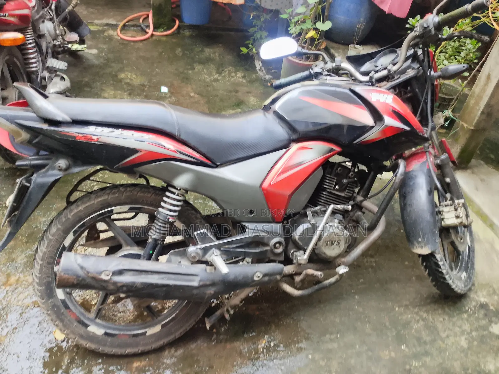 টিভিএস স্ট্রাইকার ১২৫ ২০১৮ লাল