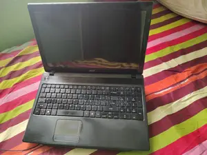 Laptop Acer Aspire 5733 4GB Intel Core i3 HDD 160GB