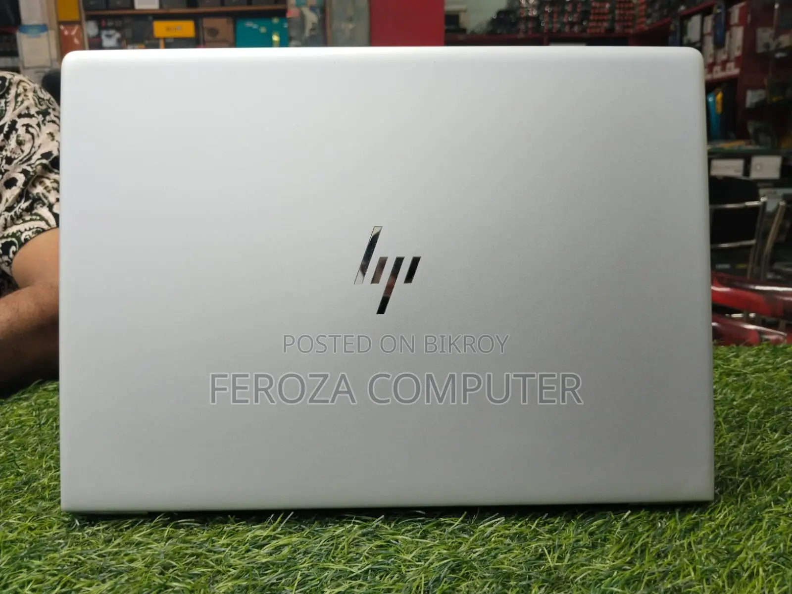 Laptop HP EliteBook 840 G8 8GB Intel Core i7 HDD+SSD 256GB