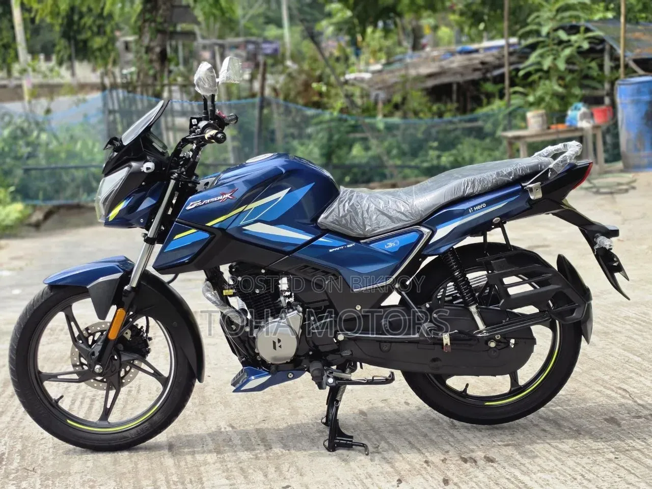 Hero Glamour 2026 Blue