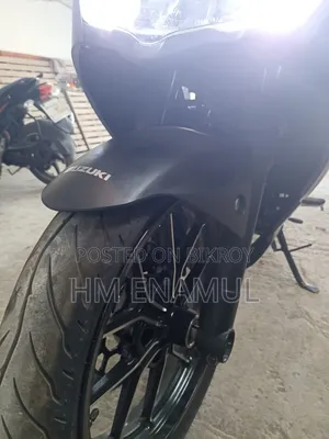 সুজুকি জিক্সার এসএফ ২০২৬ কালো