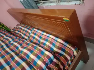 Partex King Size Bed (6 Feet by 7 Feet)