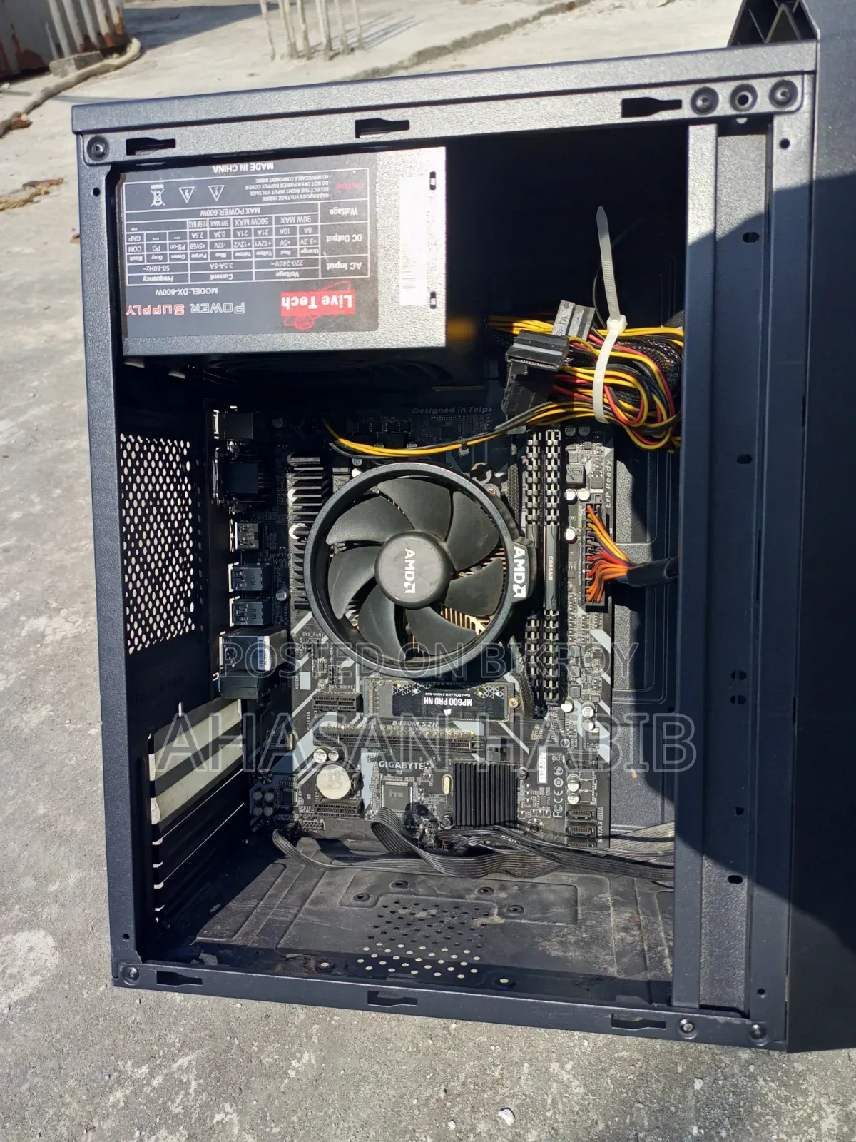 Desktop Computer 16GB AMD Ryzen 5 SSD 500GB