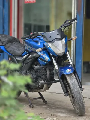 সুজুকি জিক্সার ২০১৭ নীল