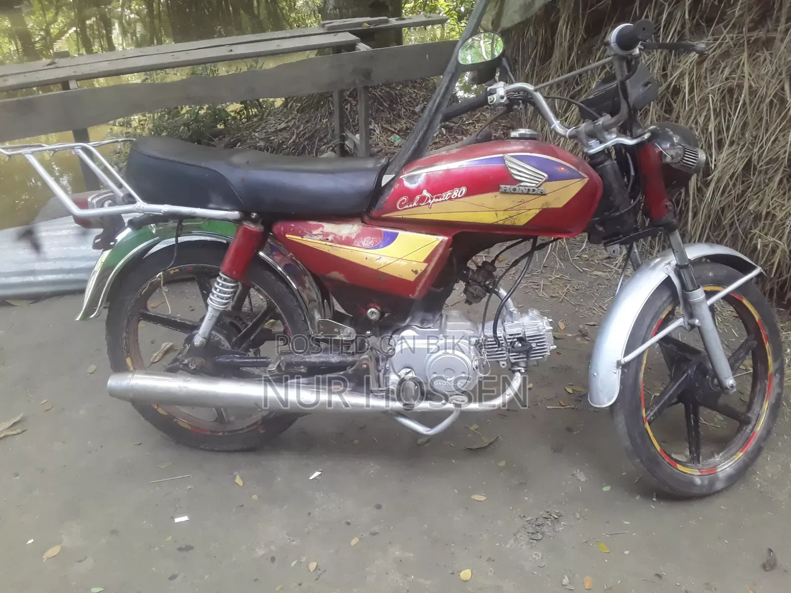Honda 2000 Red