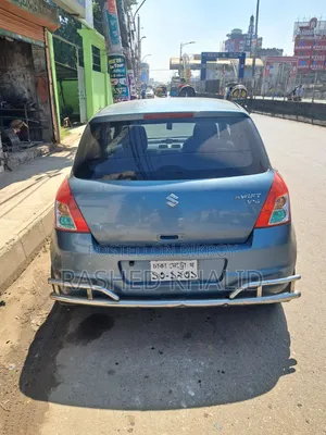 সুজুকি সুইফট ২০১১ গ্রে