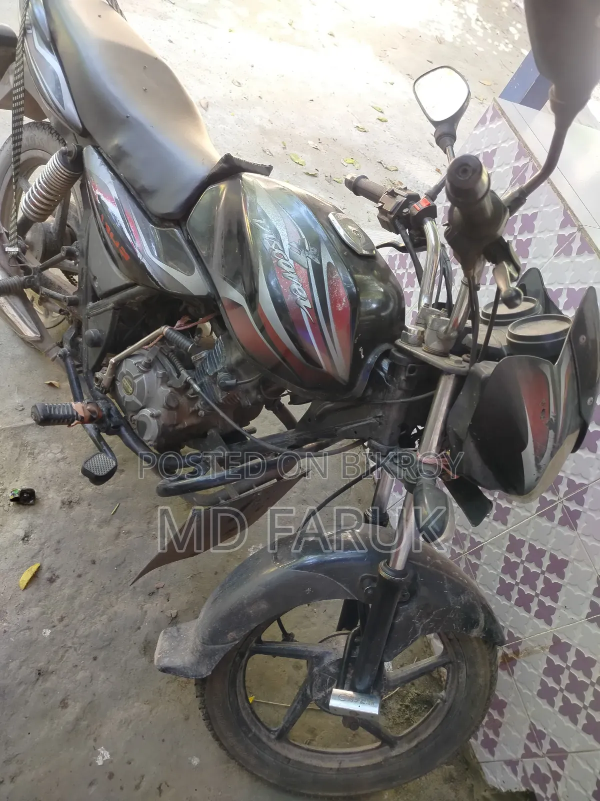 Bajaj Discover 100 2017 Black